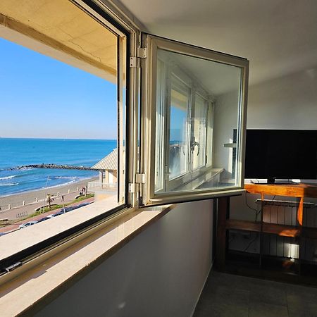 Appartement Attico Granelli Di Sabbia à Ostie Extérieur photo