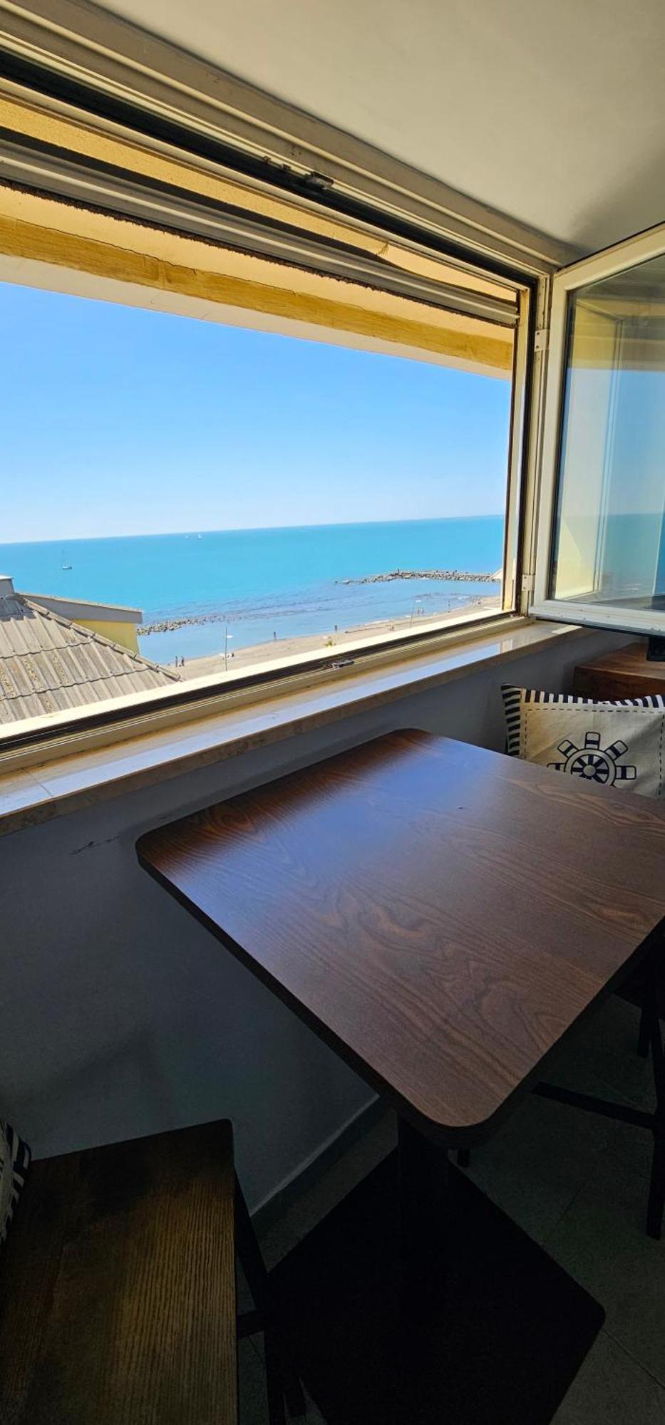 Appartement Attico Granelli Di Sabbia à Ostie Extérieur photo